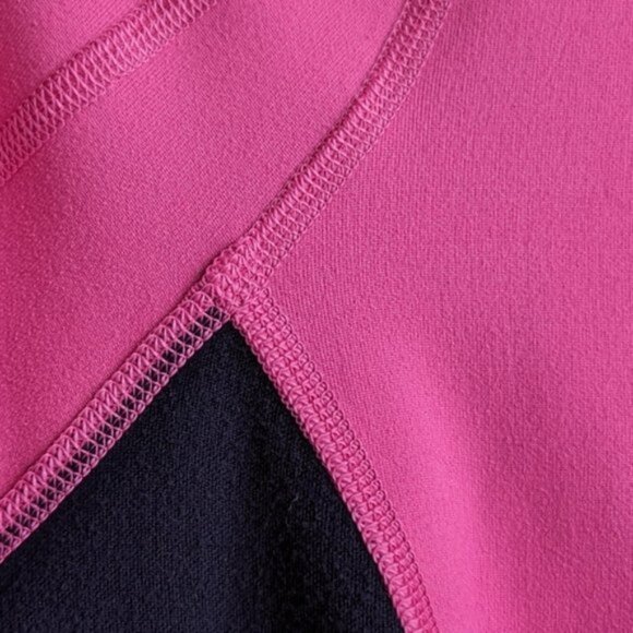 Lululemon pink reversible Run: U-Turn Pullover long sleeve shirt - Picture 3 of 7